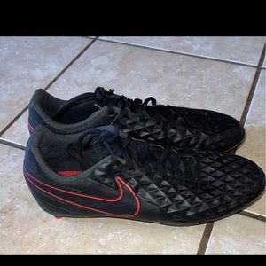 Nike Tiempo Legend 8 Club MG Mens Cleats Soccer Shoes